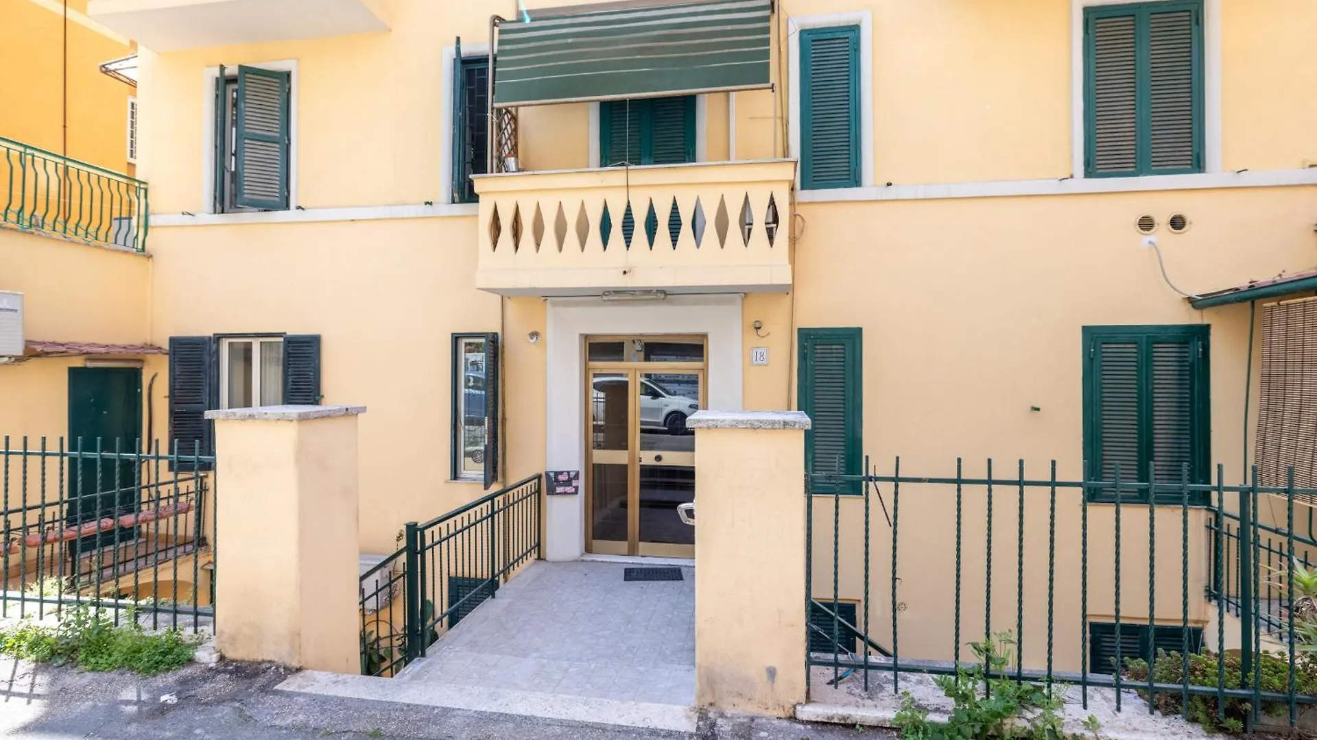 Lovely Home In Monteverde - With Private Garden Rome 0*,  Italië