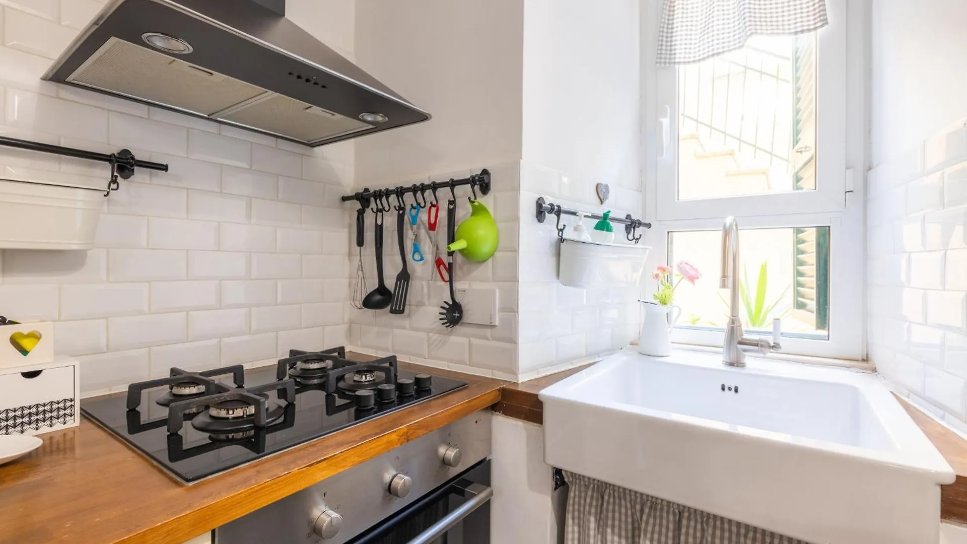 Lovely Home In Monteverde - With Private Garden Rome